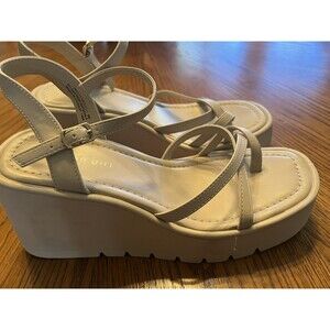 Madden Girl Womens Tropezz Beige Platform Sandals Size 9 Medium